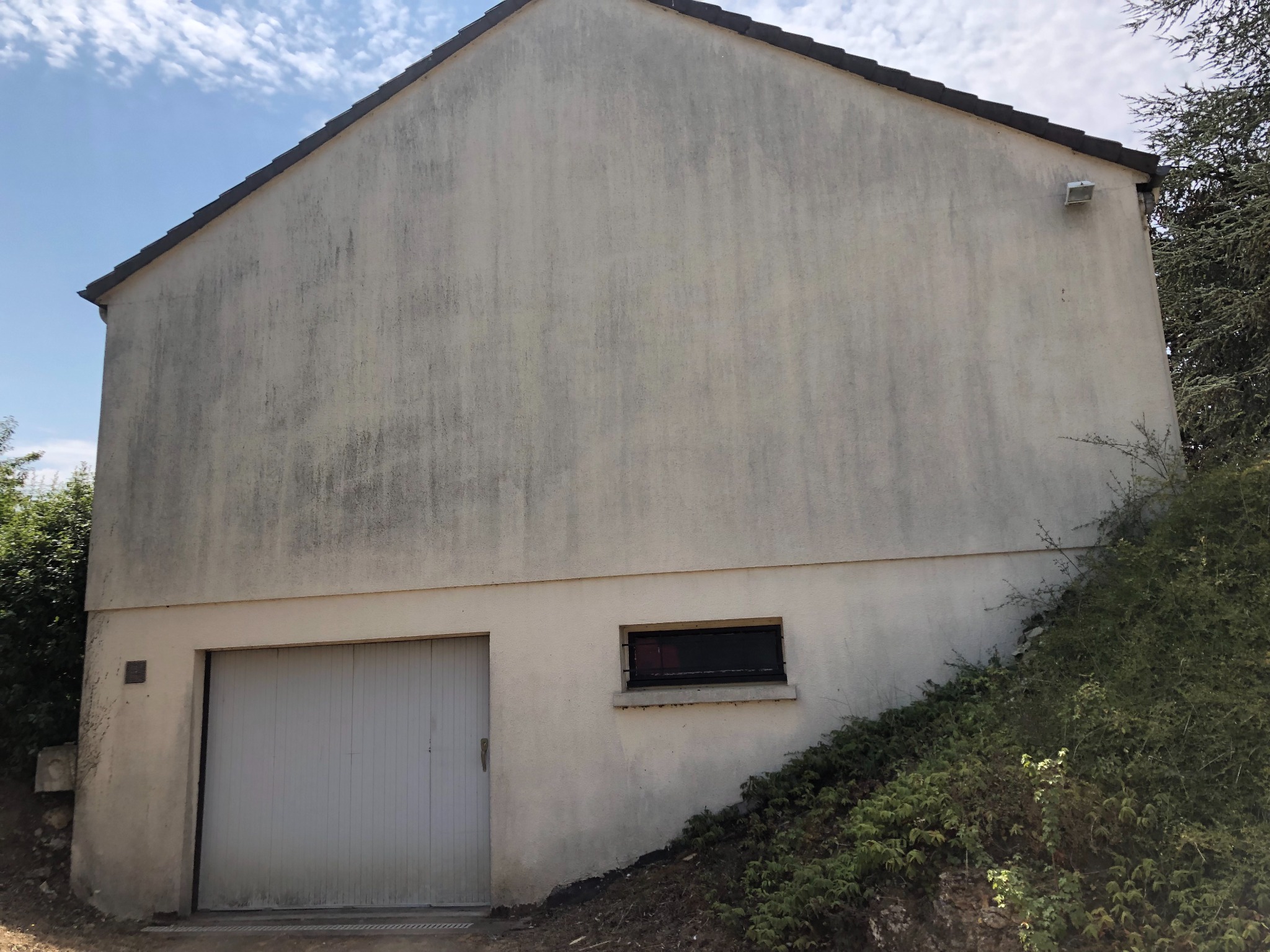 Pignon avant rénovation, réalisation Emmanuel Malbran Peinture